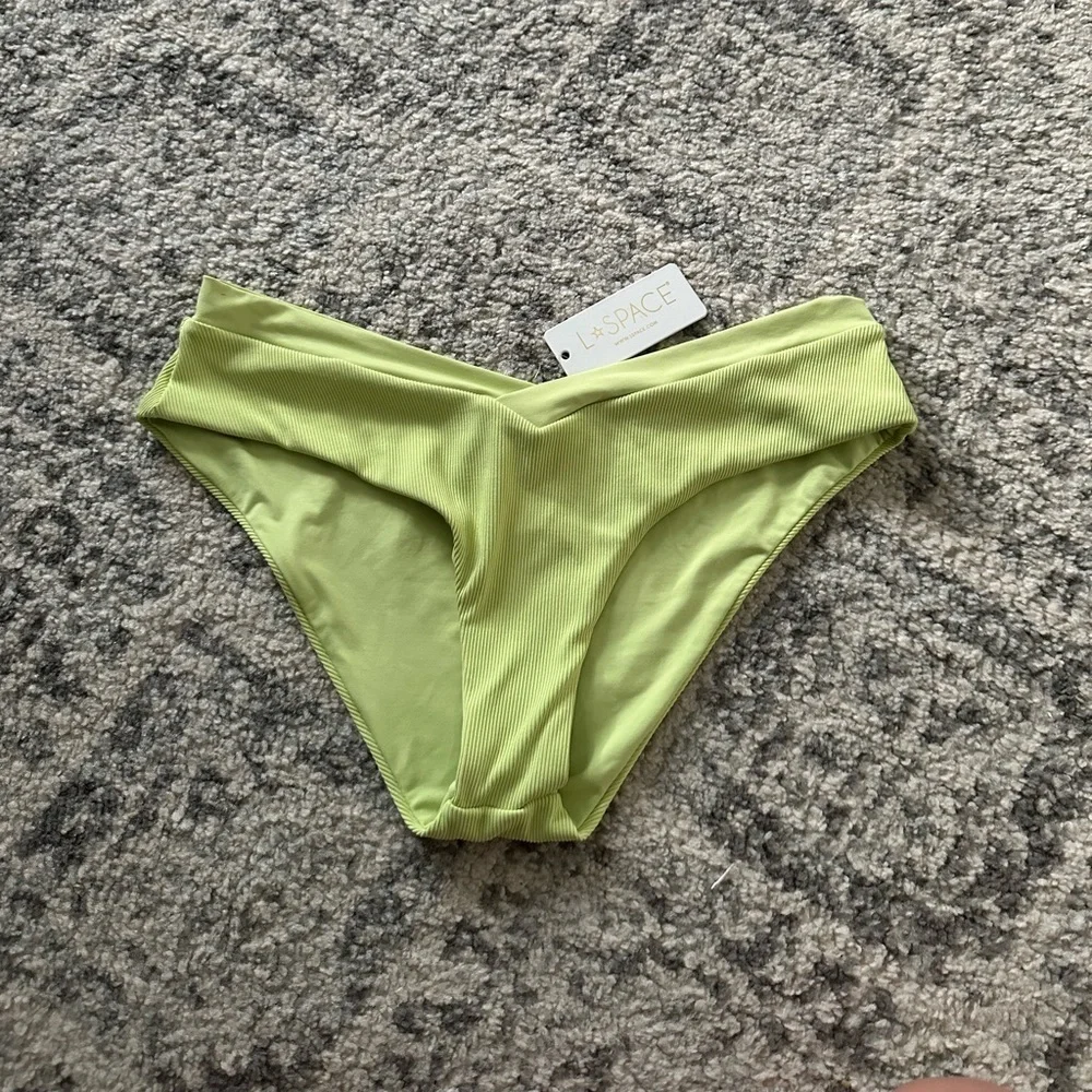 L*SPACE Ribbed Pratt Bikini Bottom In Mojito